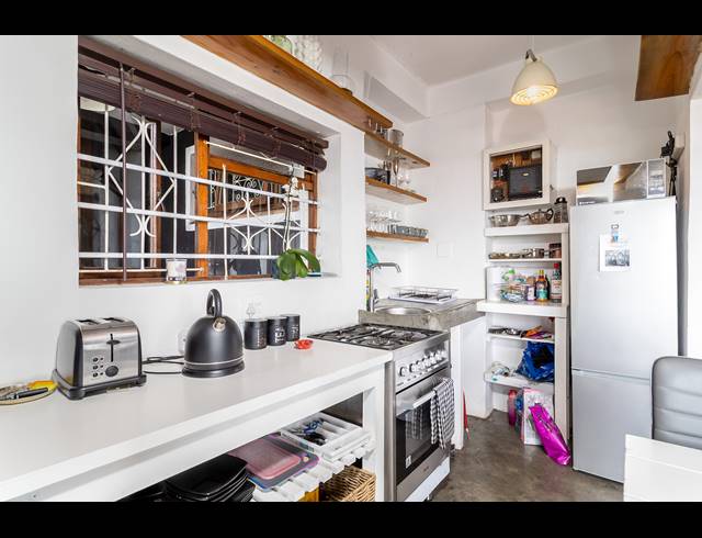 1 BEDROOM APARTMENT TO LET IN GREEN POINT
